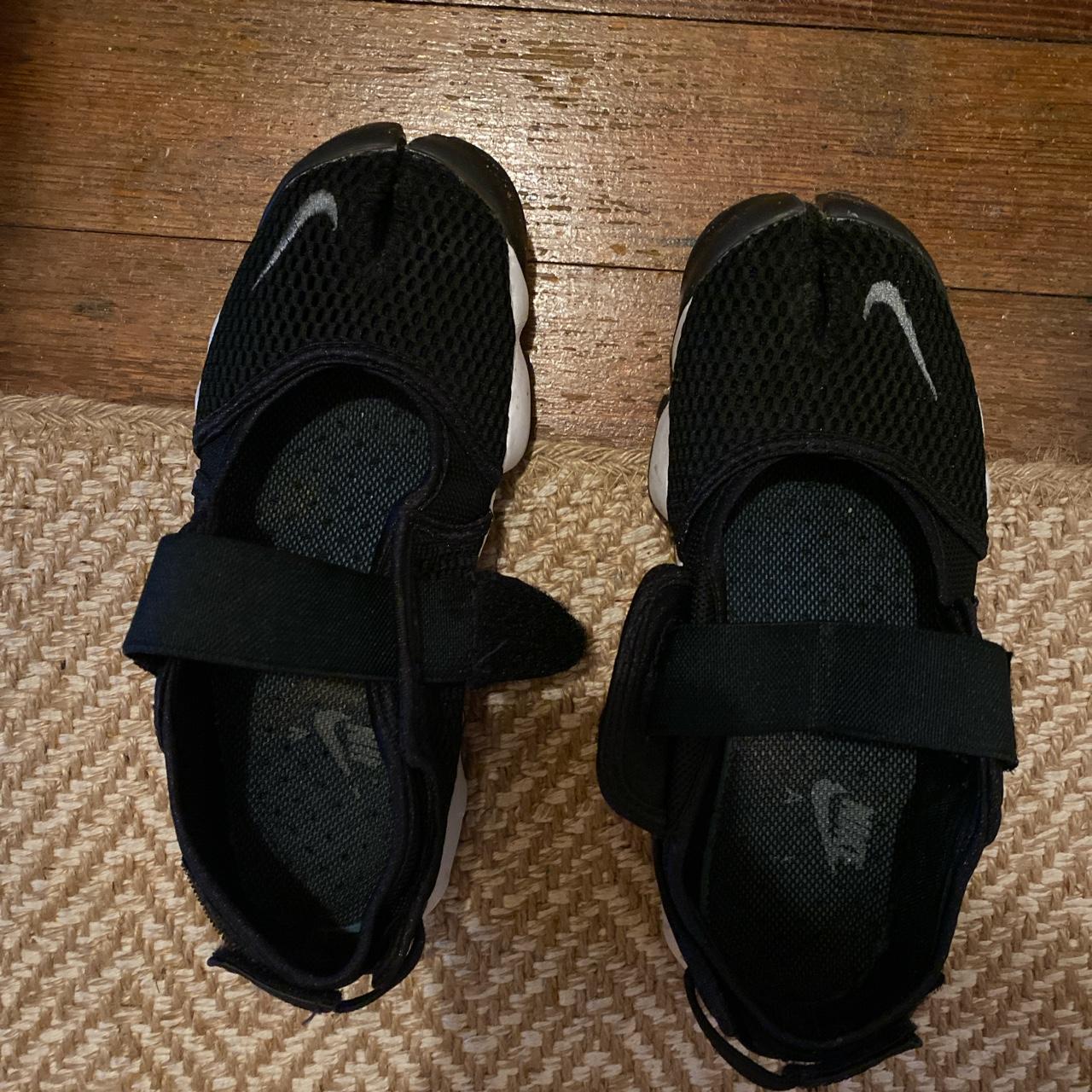 size 5 nike rift