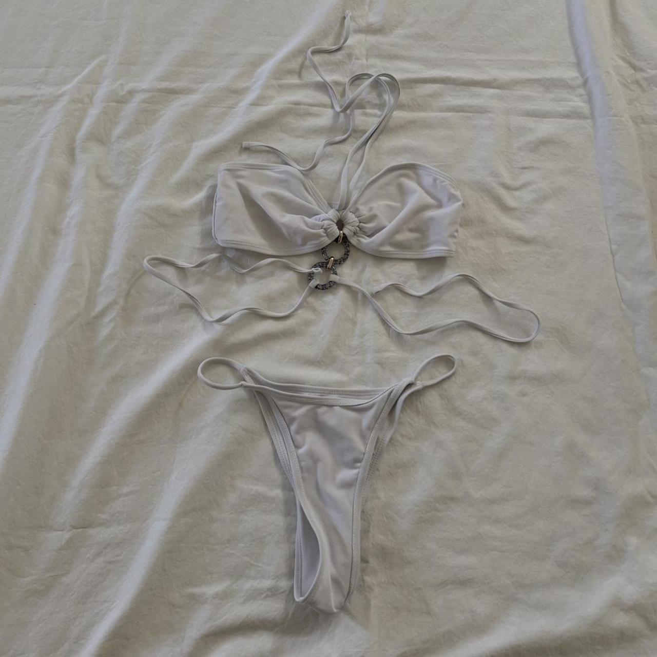 item listed by rheawrld