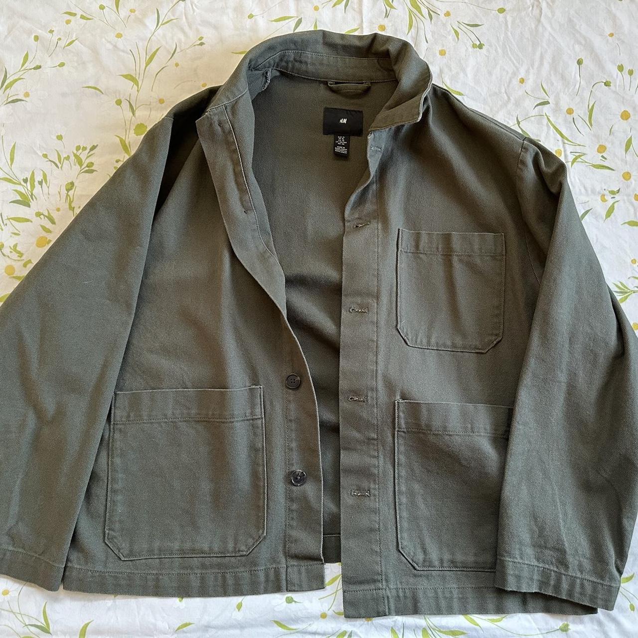 XL army green H&M shacket - Depop