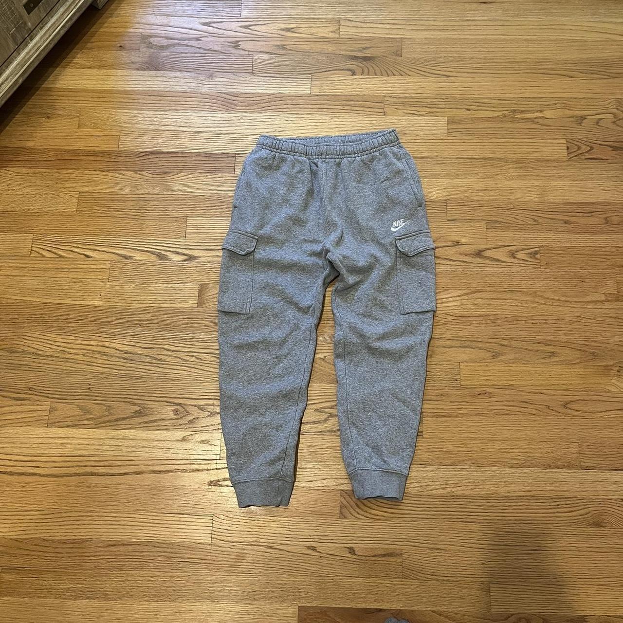 mens cargo sweatpants nike