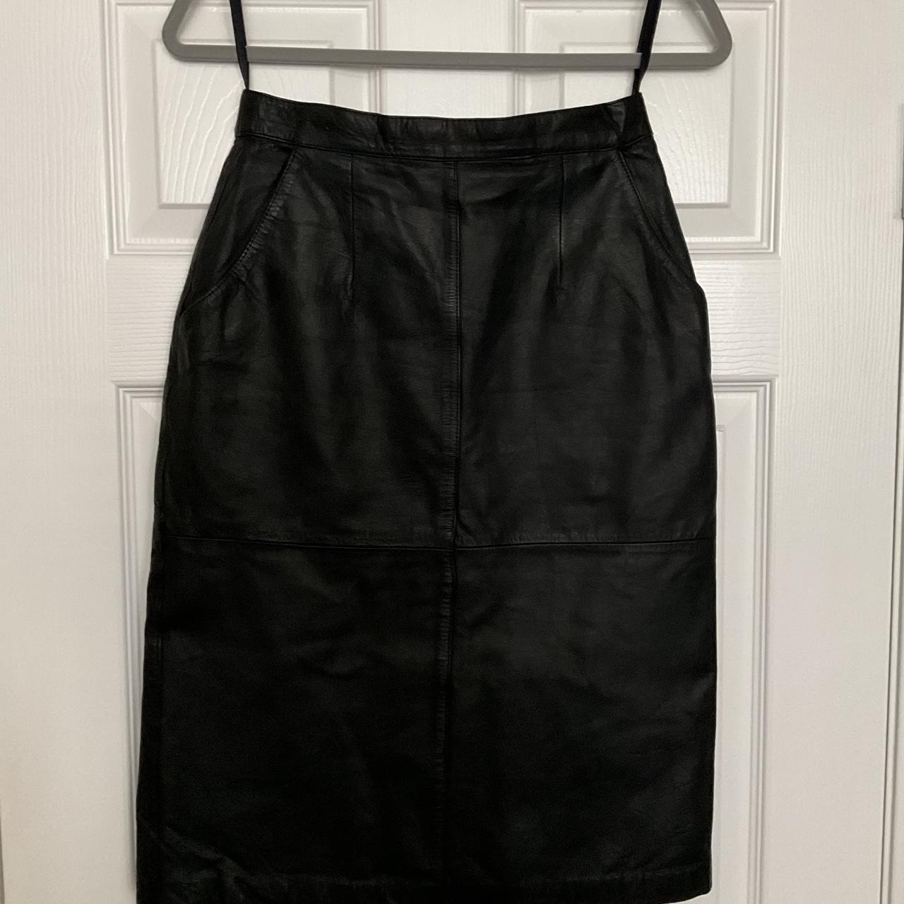 item listed by emeraldtulipboutique