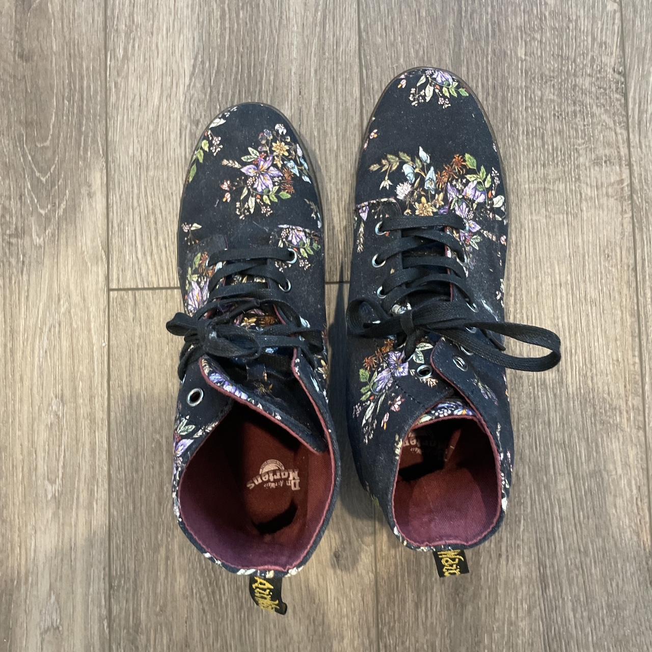 Dr martens hackney sales floral