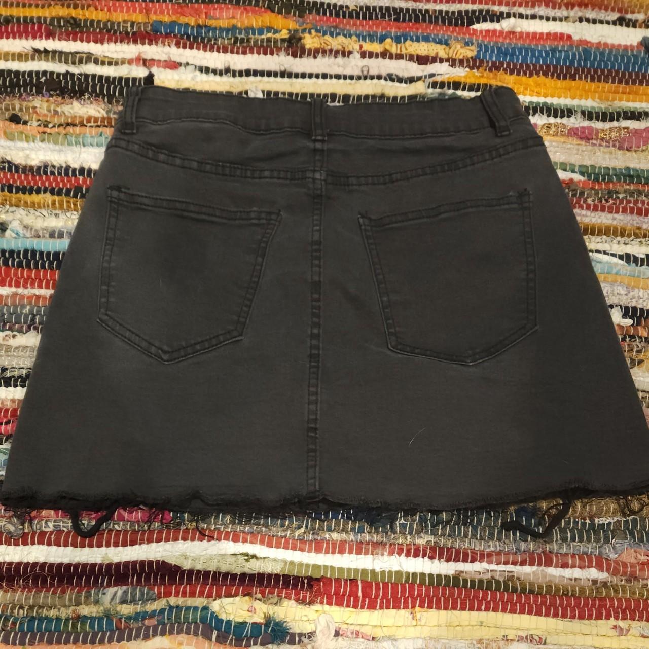 Black jean skirt rue 21 hotsell