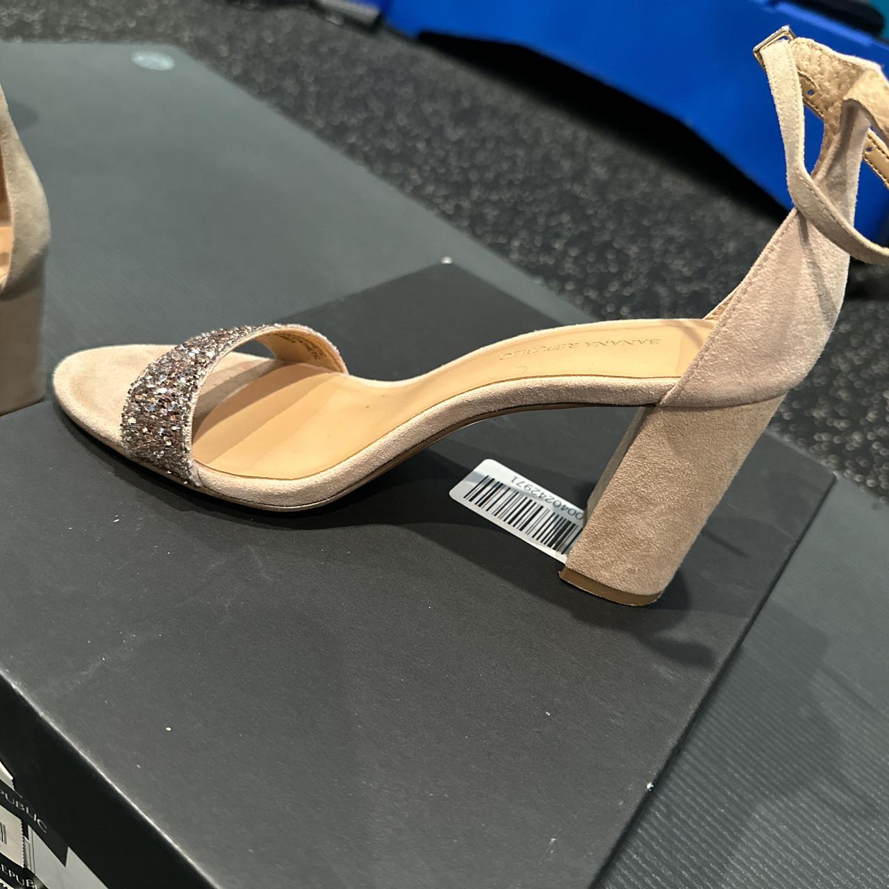 Banana republic gold fashion sandals