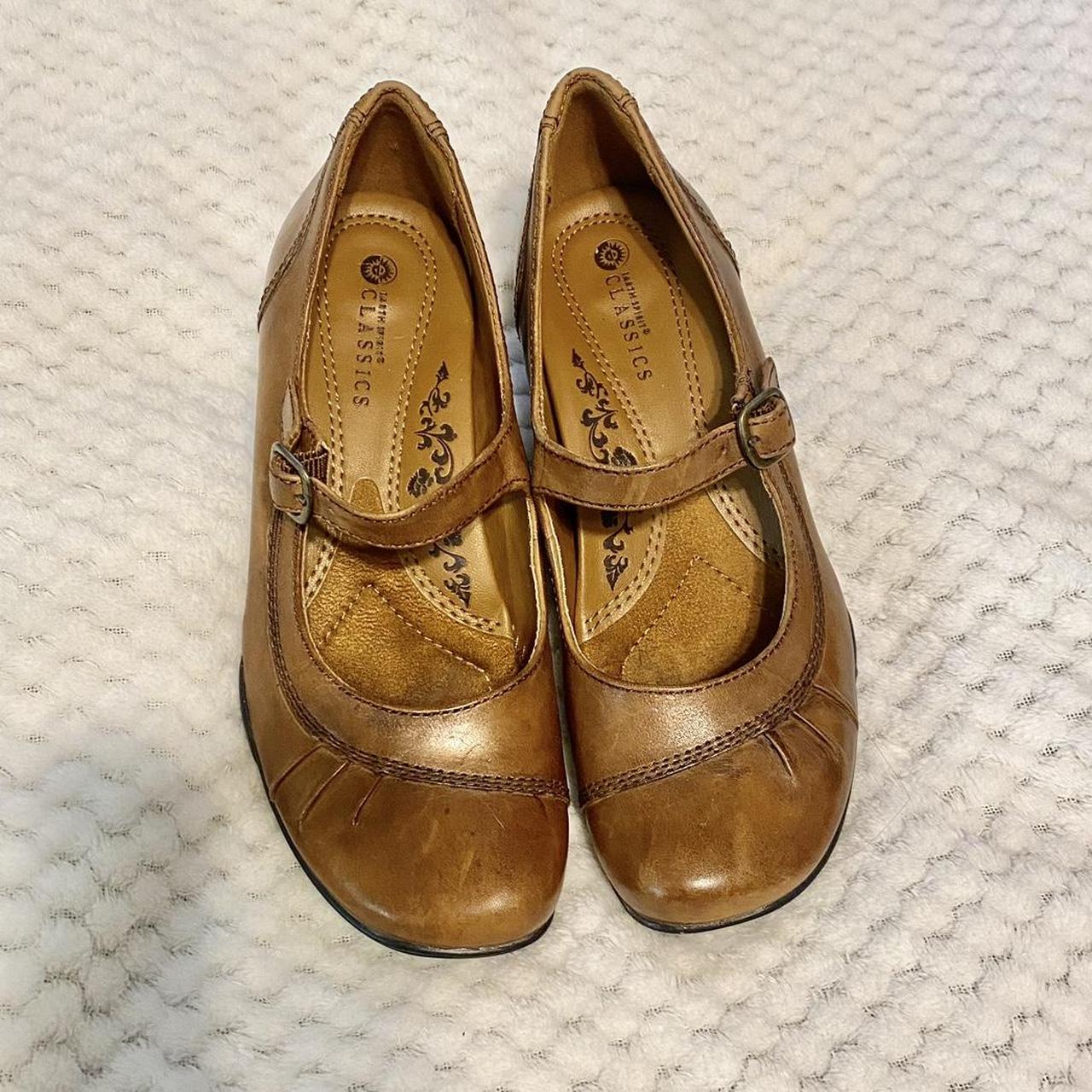 Brown cottage core shoes 🤎🌸 Super cute shoes I... - Depop