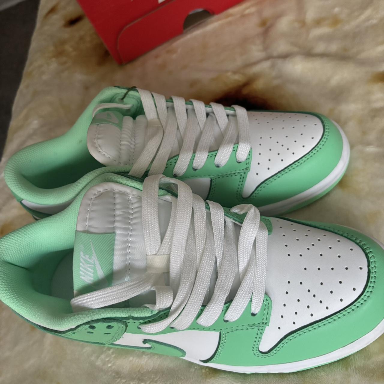 Mint Green Woman’s Dunks Sz 7 - Depop