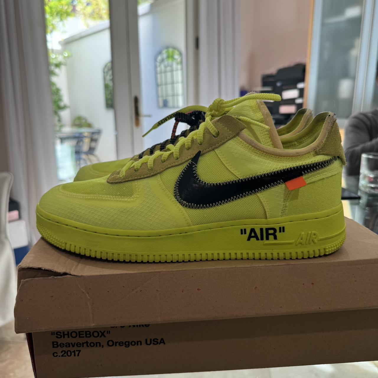 Off white x Nike the 10 Air Force one “volts”