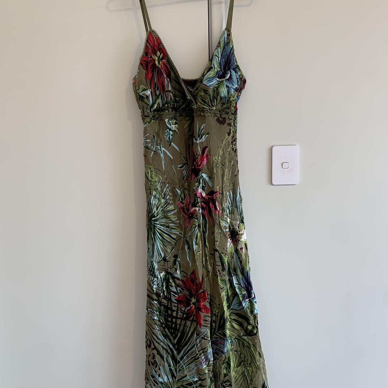 Beautiful vintage summer dress. Size 12 bought from... - Depop