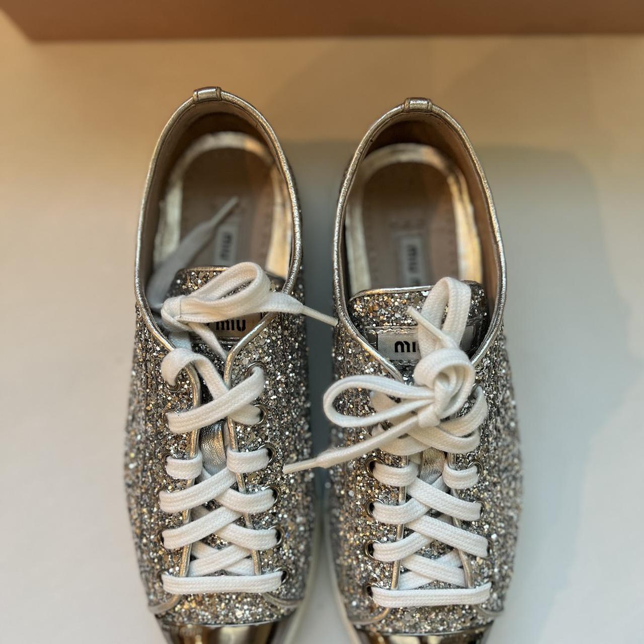 その他 Miu Miu Miu Metallic And Metal Cap Toe Low Top Sneakers | Depop