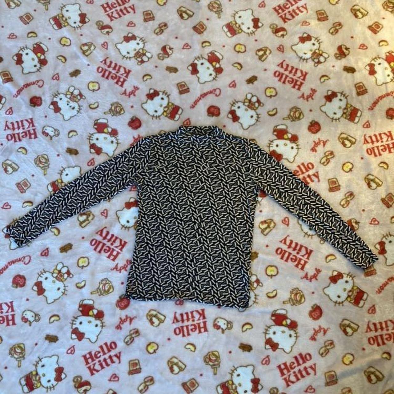 item listed by salysacloset