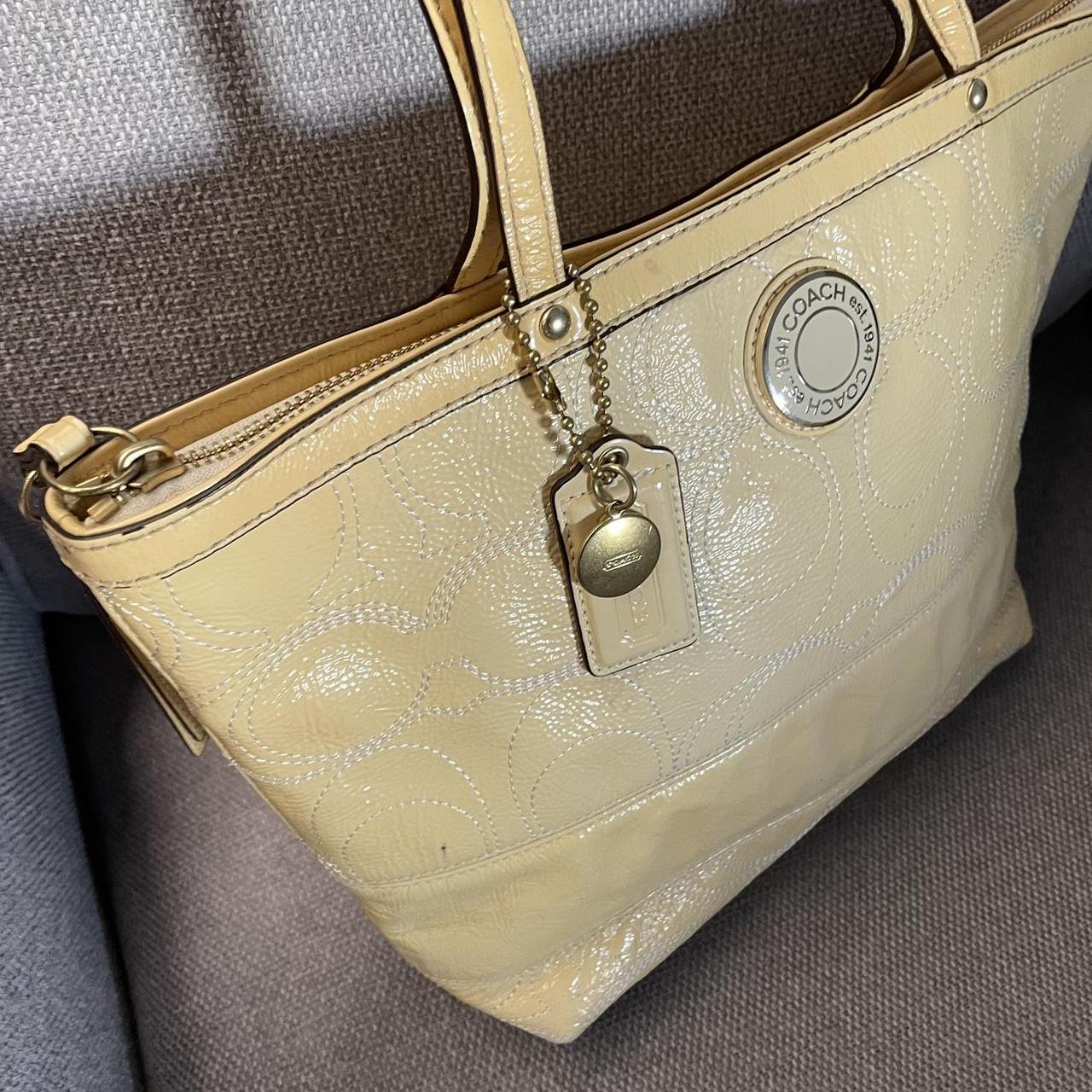 Coach Women’s Yellow newest patent leather Purse