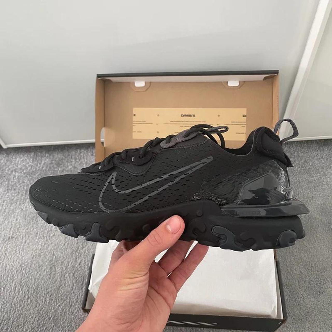 mens nike all black