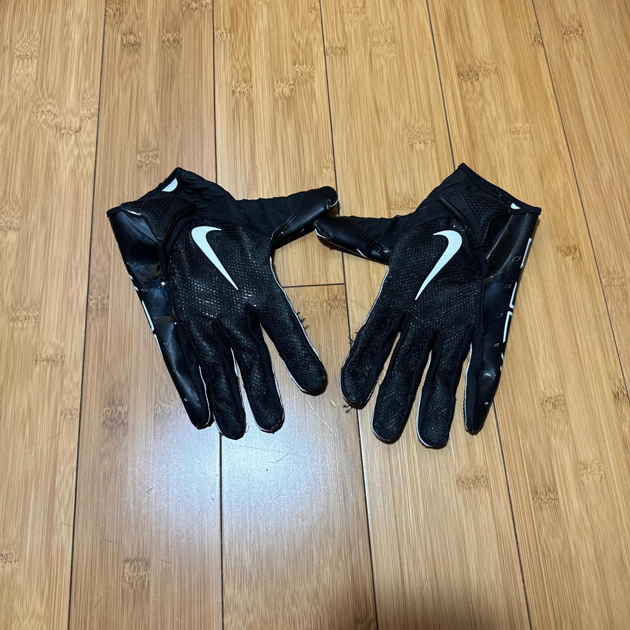 footasylum nike gloves