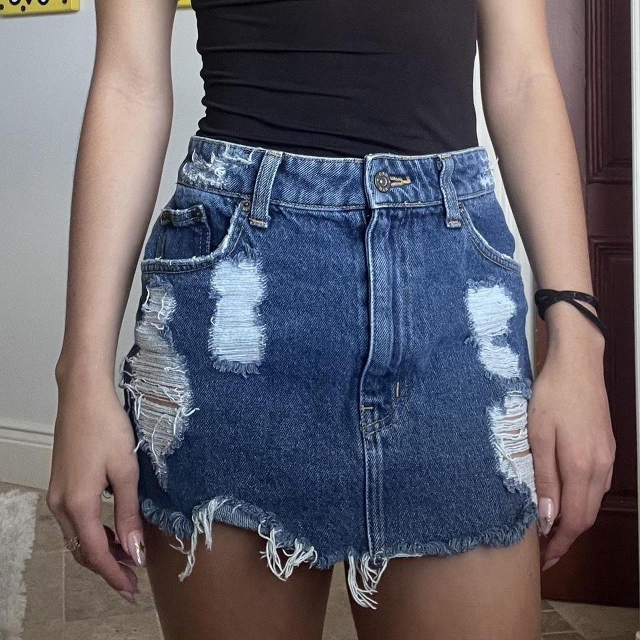 Mini distressed vintage Carmar denim