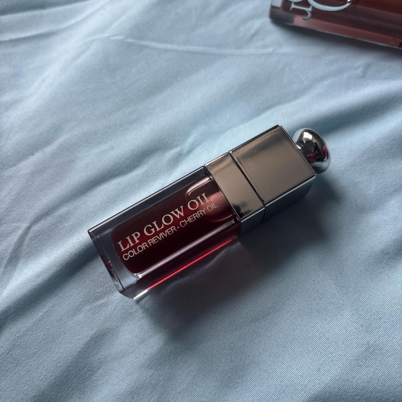item listed by fehyeescents