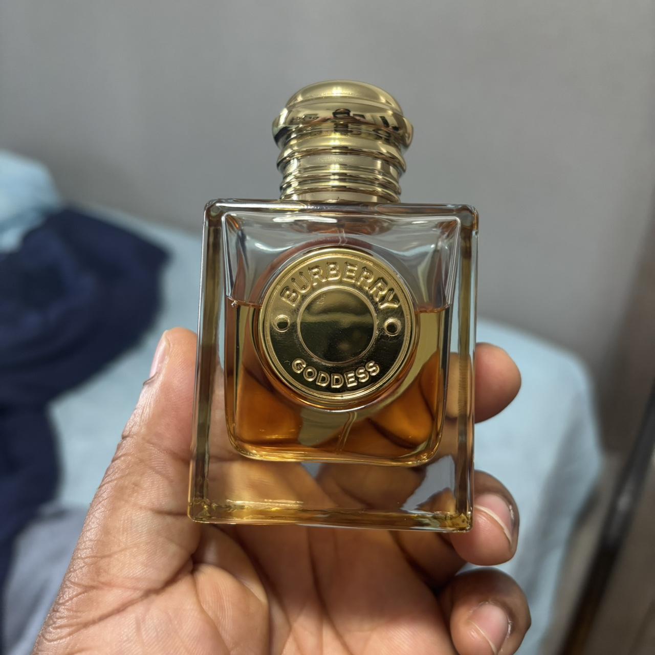 item listed by fehyeescents