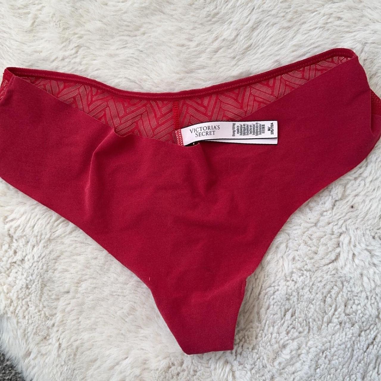 item listed by skyela_xx