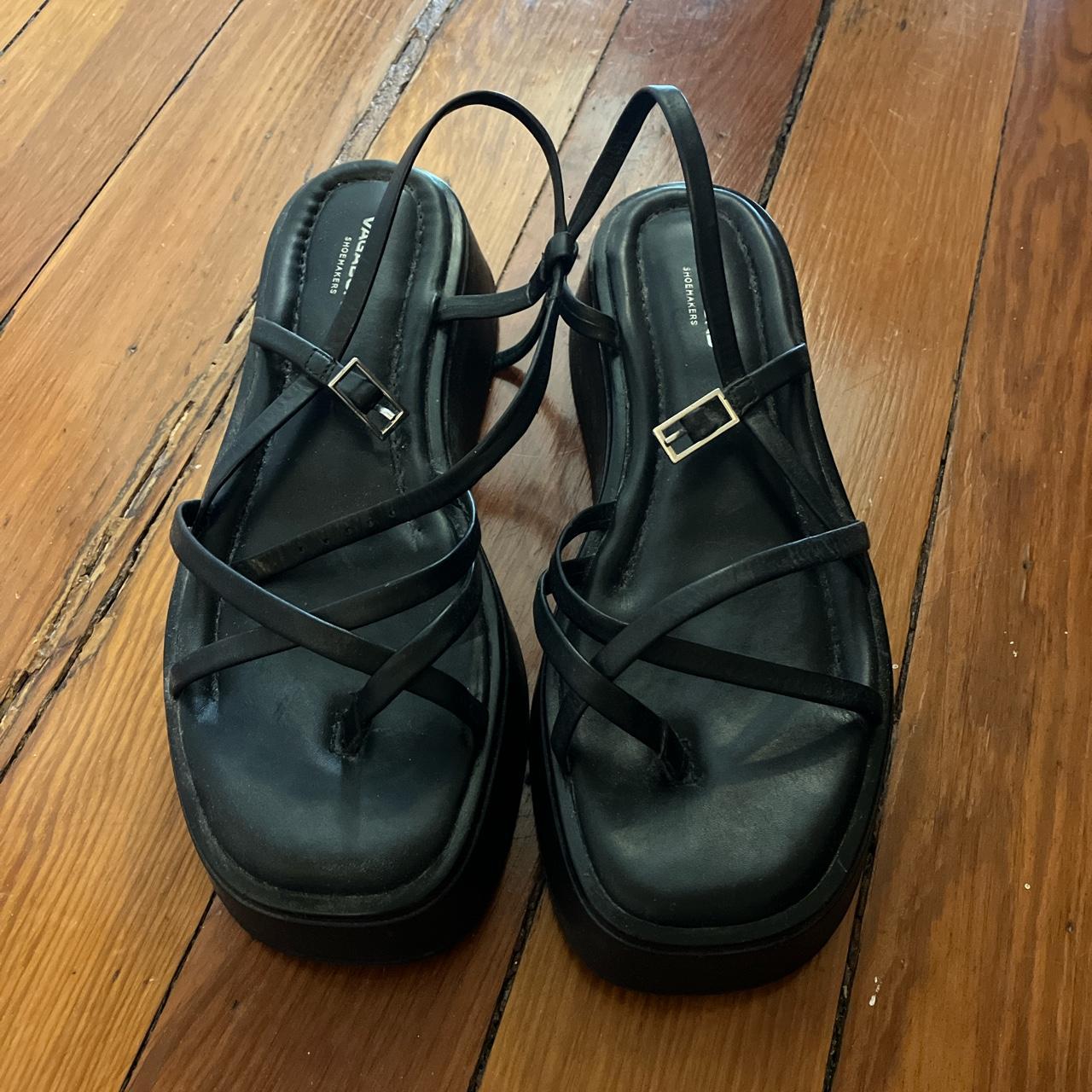 Vagabond Women's Black Sandals | Depop
