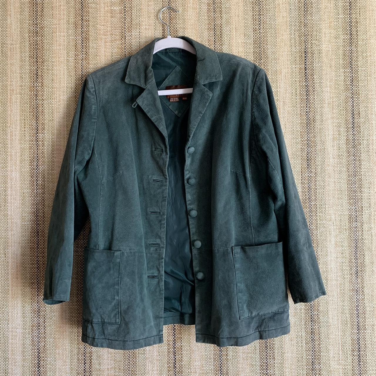item listed by thrifterthrift123
