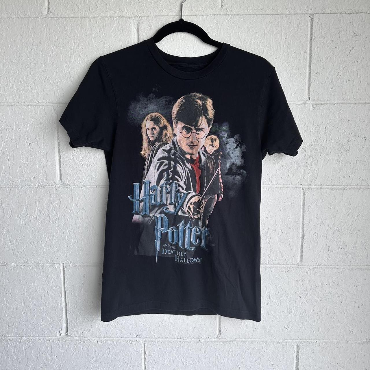 Harry Potter and the deathly Hallows Shirt Size... - Depop