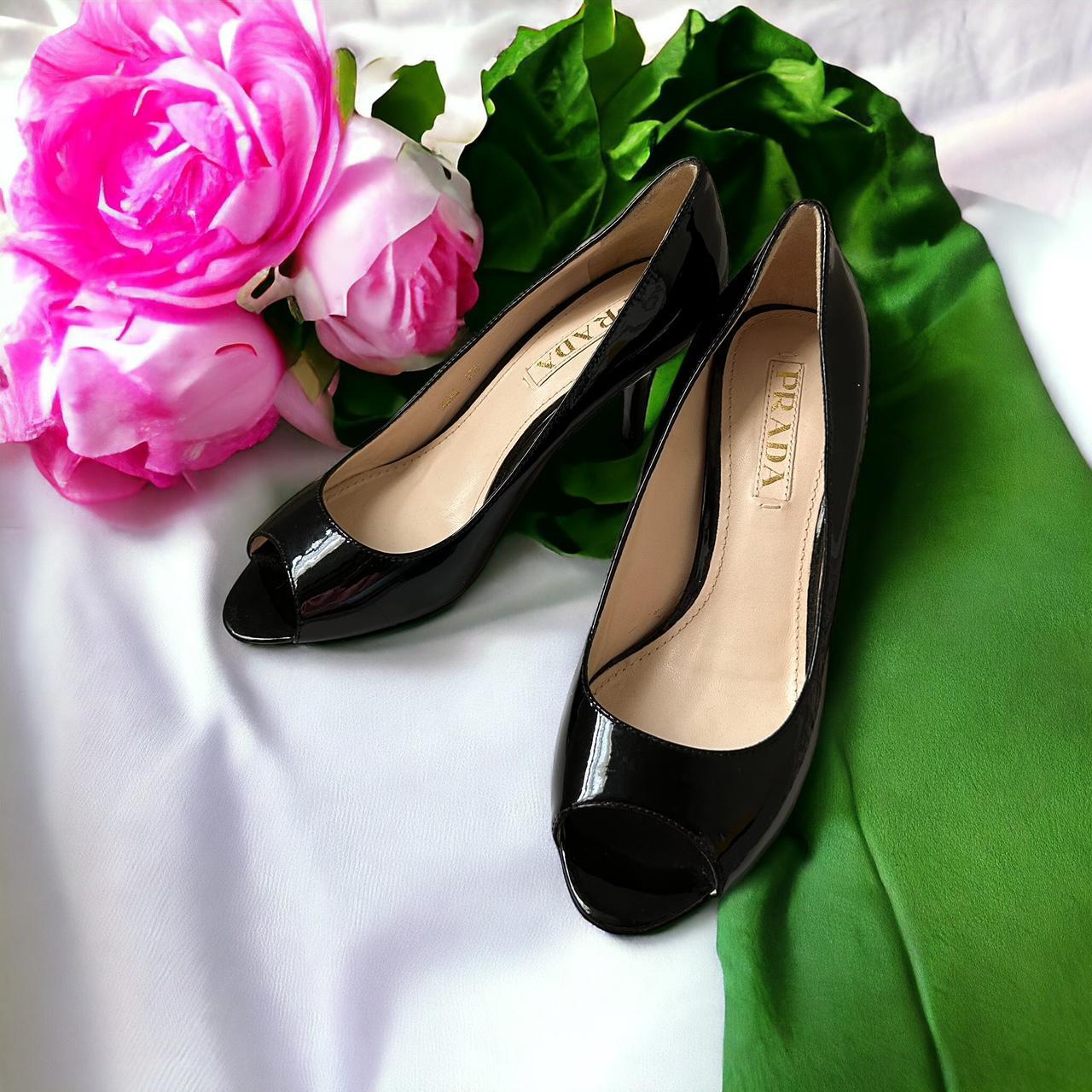 Prada peep toe pump best sale