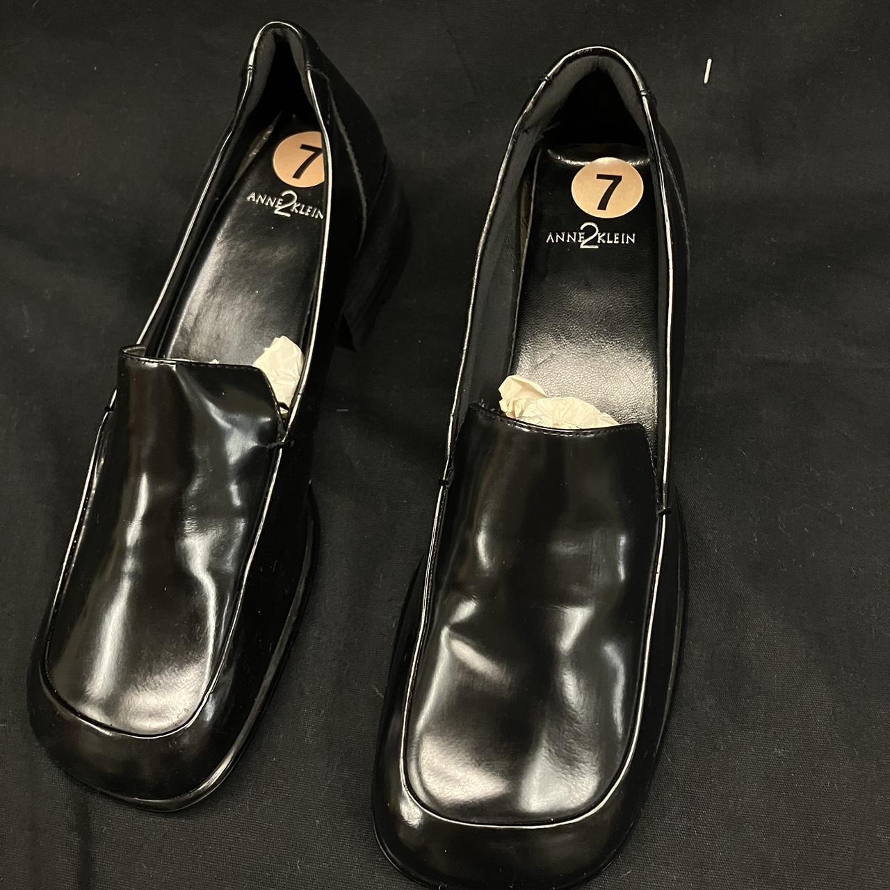 Black Anne Klein loafers with a 2 1 2 heel loafers Depop