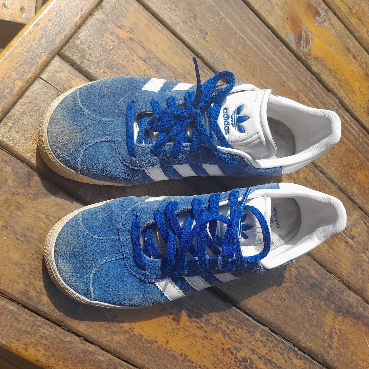 Royal blue and white Gazelles Size 5.5 Used but... - Depop