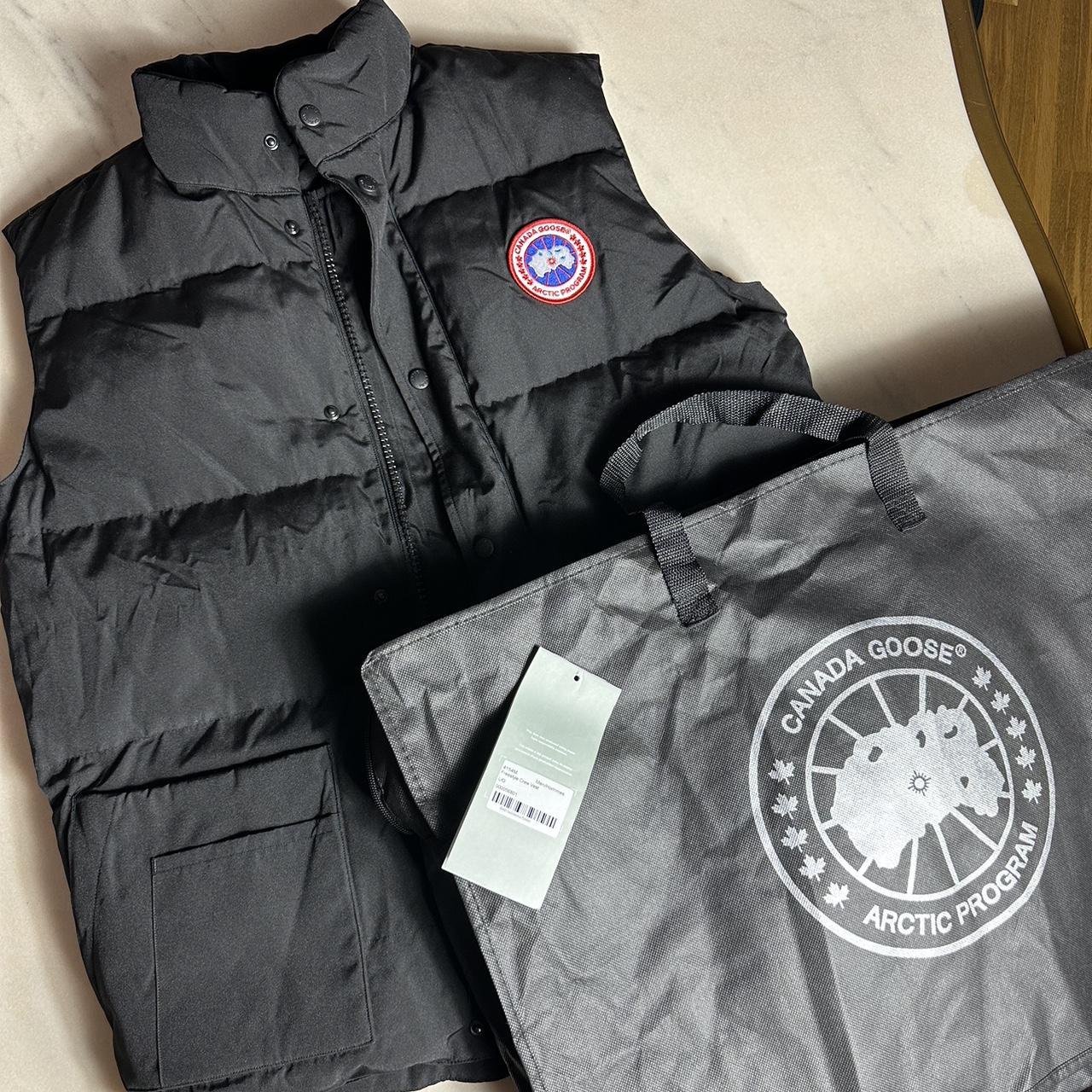 Canada goose gilet Worn 3 times , still have tags... - Depop