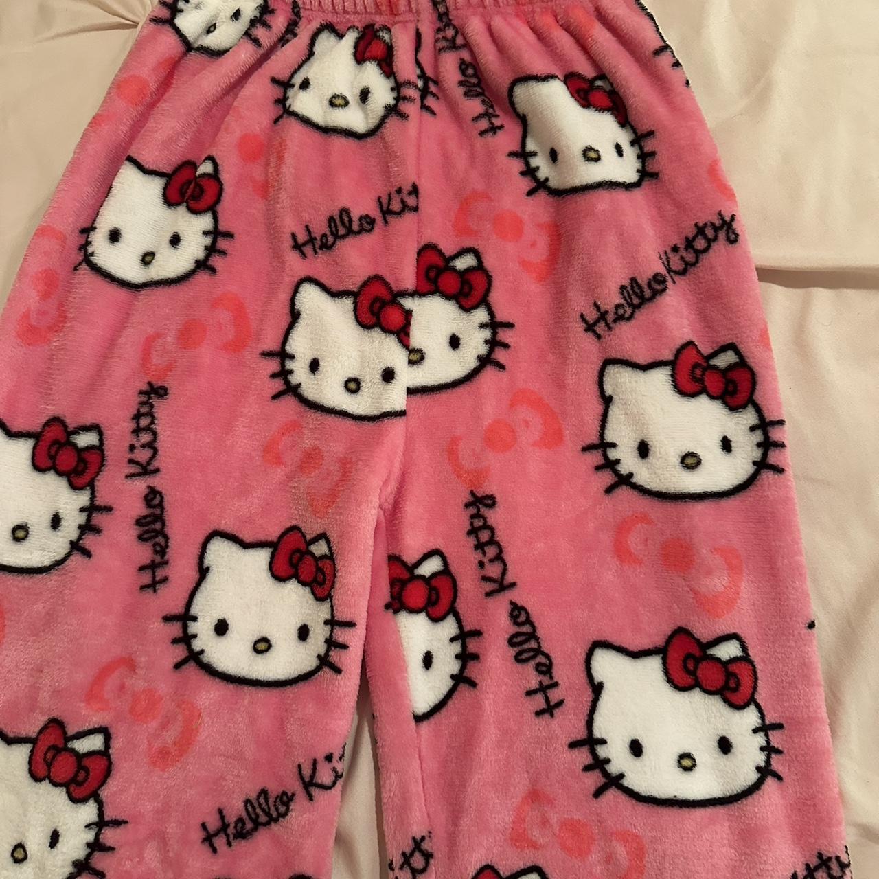 hello kitty pants #hellokittypants #pink #cheap - Depop