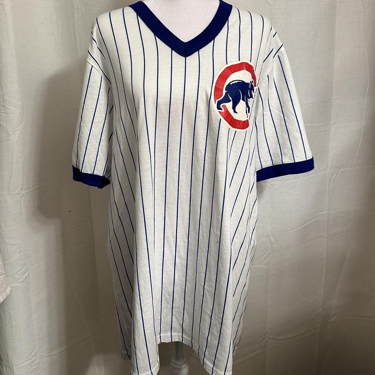 Chicago Cubs MLB outlets Vintage White Majestic V-Neck Jersey Mens XL