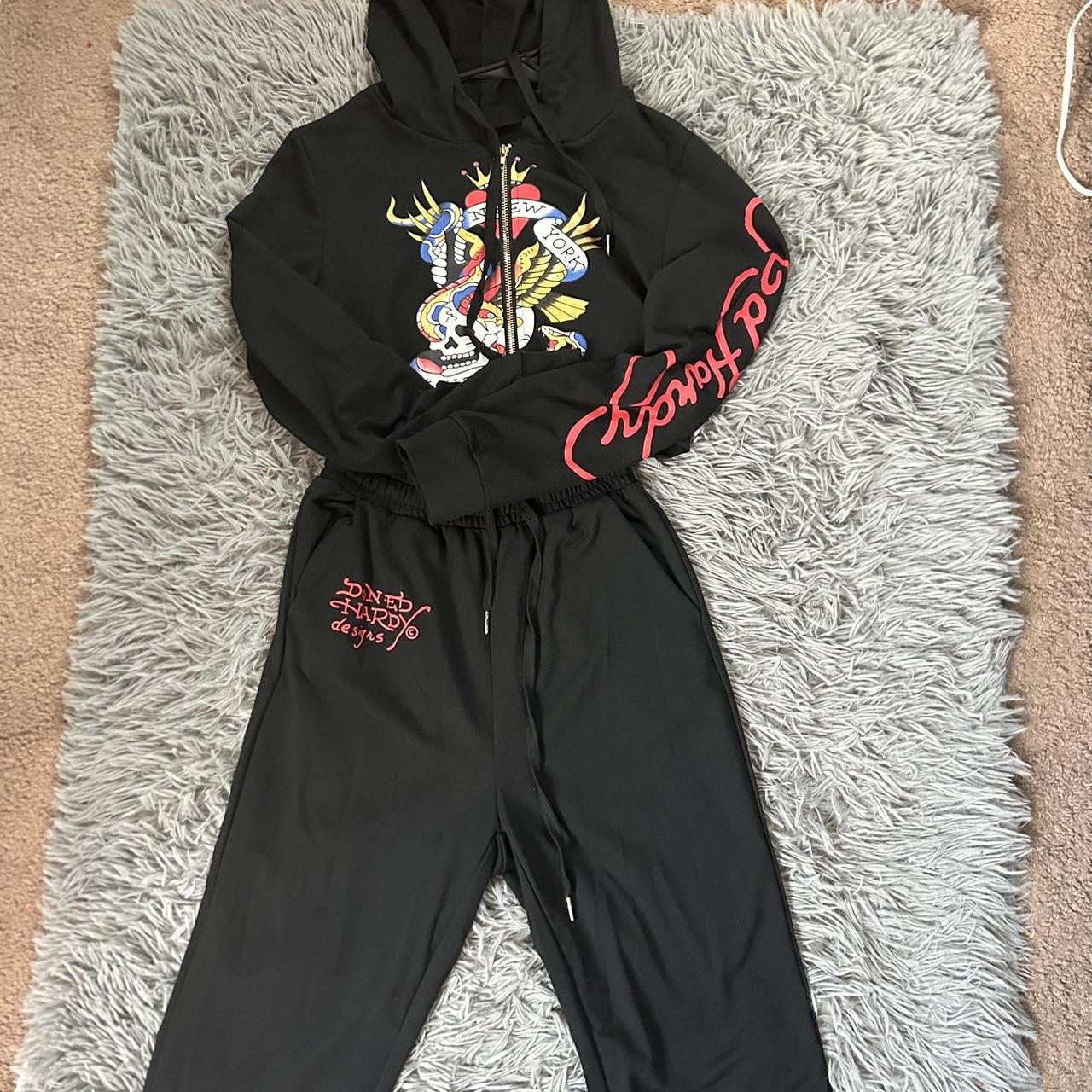 Ed hardy set worn once fits like a small xs depop