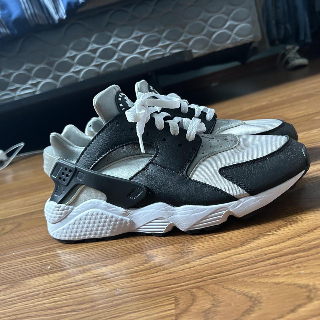 Huarache oreo best sale