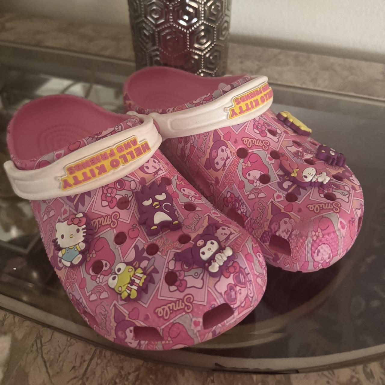 Crocs strawberry - Depop