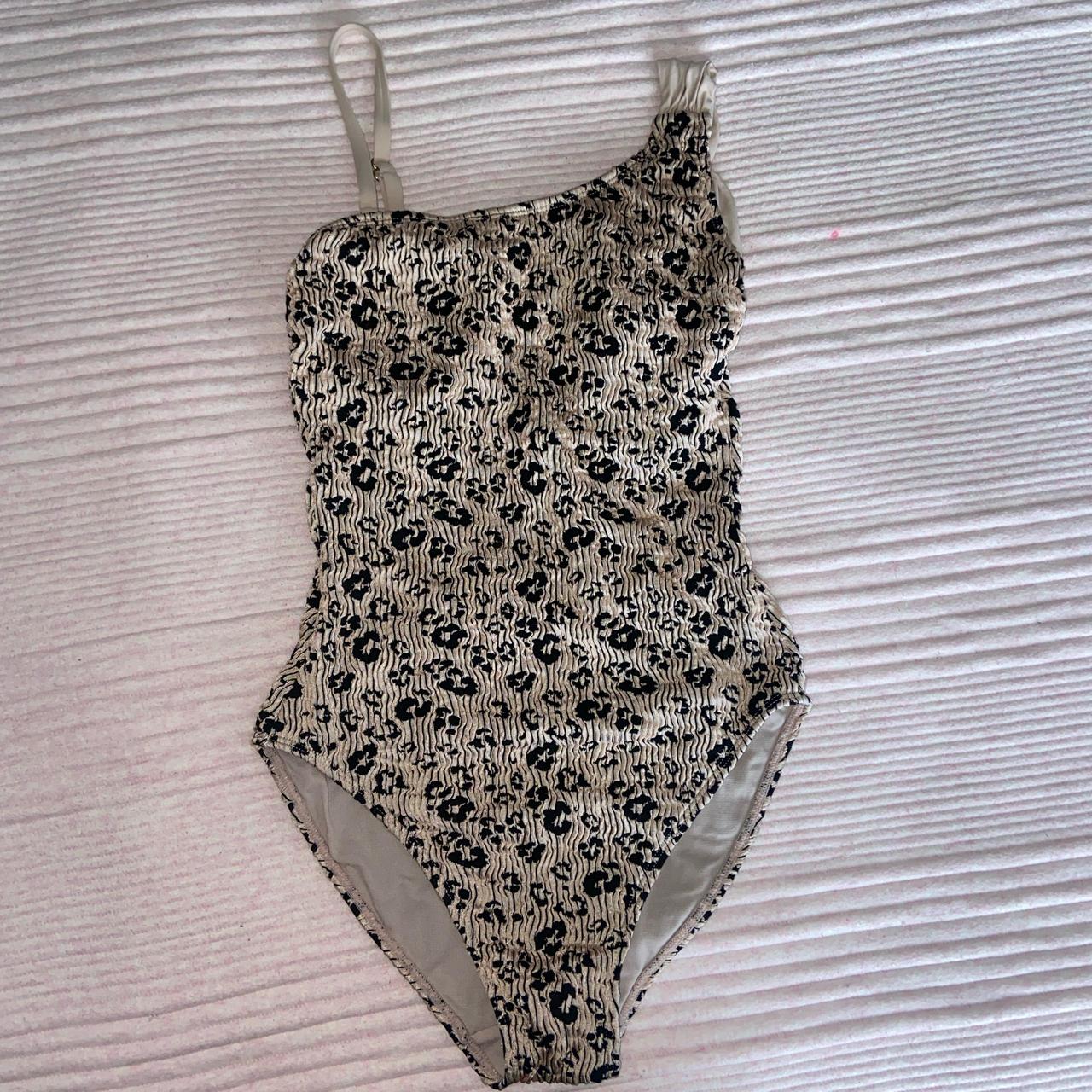 UNIQLO U Seamless One Piece Swimsuit With Open Back - Depop