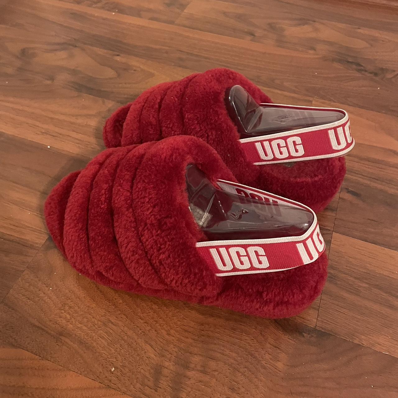 Red deals ugg slide