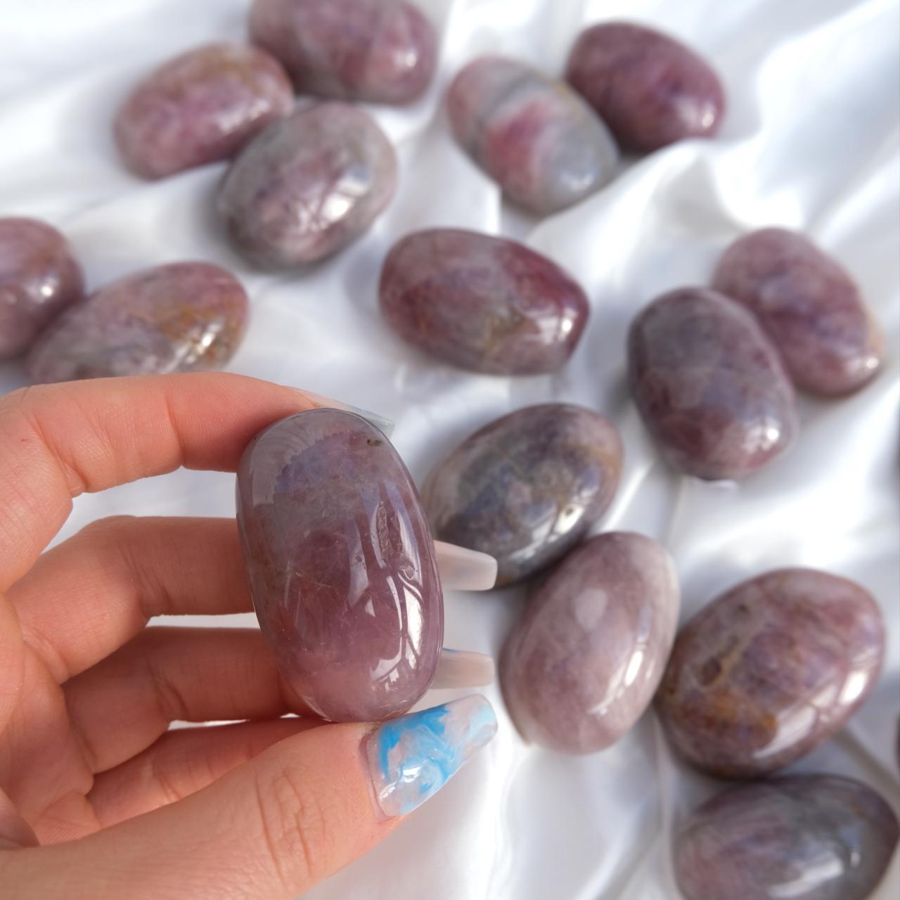 Rare purple rose quartz crystal palm stone Each... - Depop