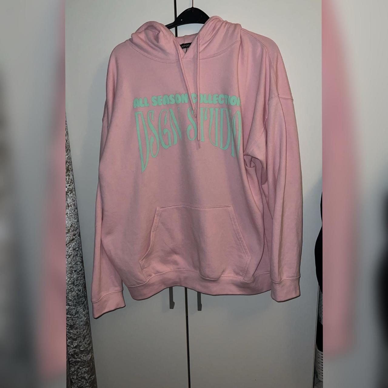 DSGN studio hoodie worn once - Depop