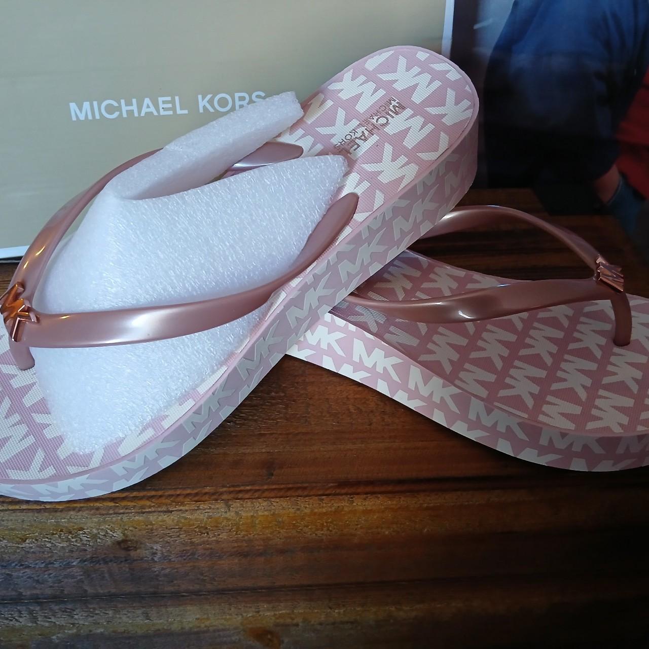 Michael kors sandals size 9 best sale