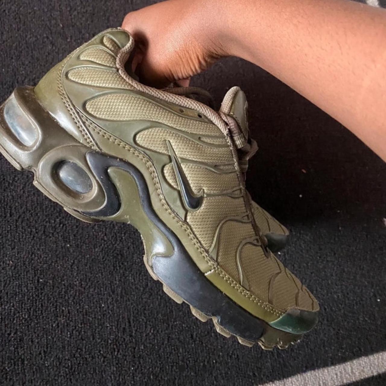 tns khaki
