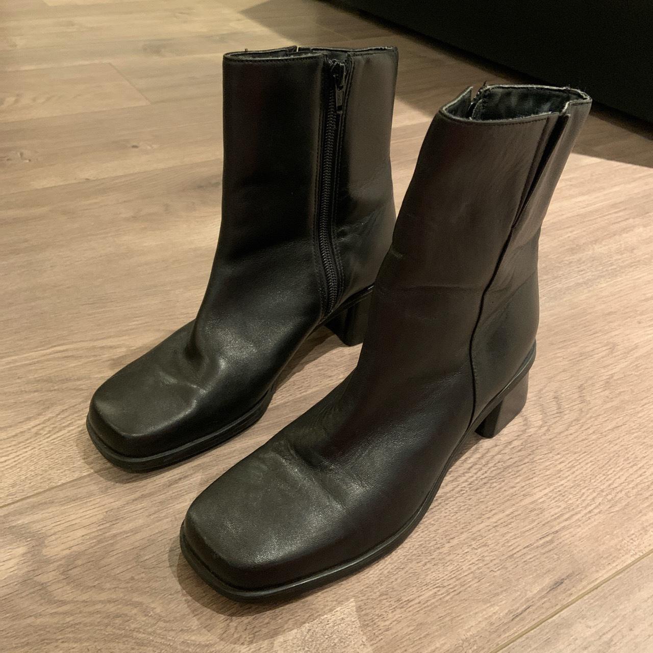 90s chunky heel boots