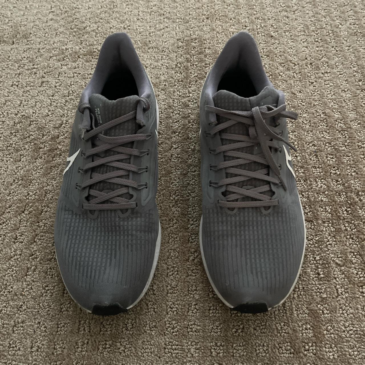 mens grey nike running top