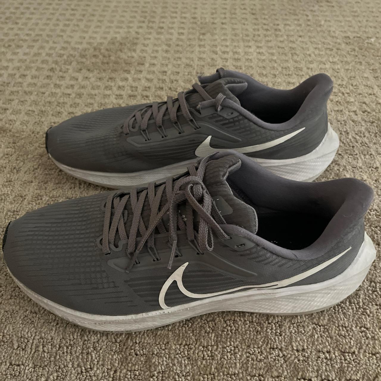 mens grey nike running top