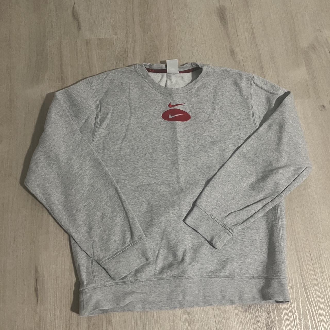 mens grey nike crew neck
