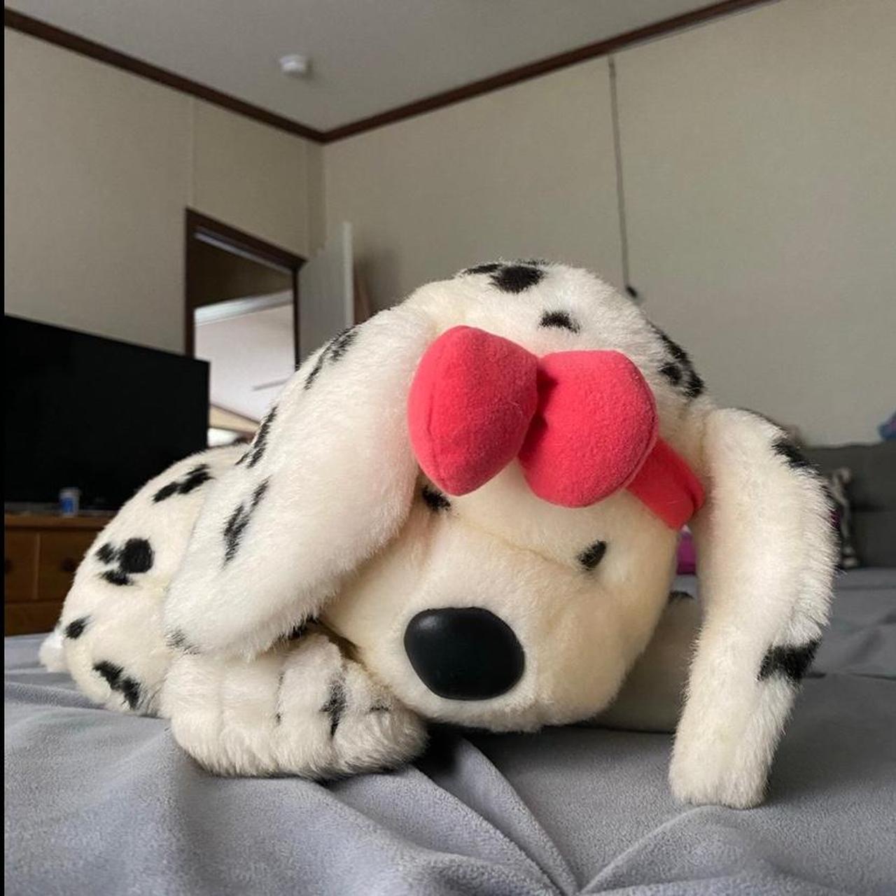 Vintage 90s Spottie Dottie Sanrio plush with red bow. Commonwealth 8” shops