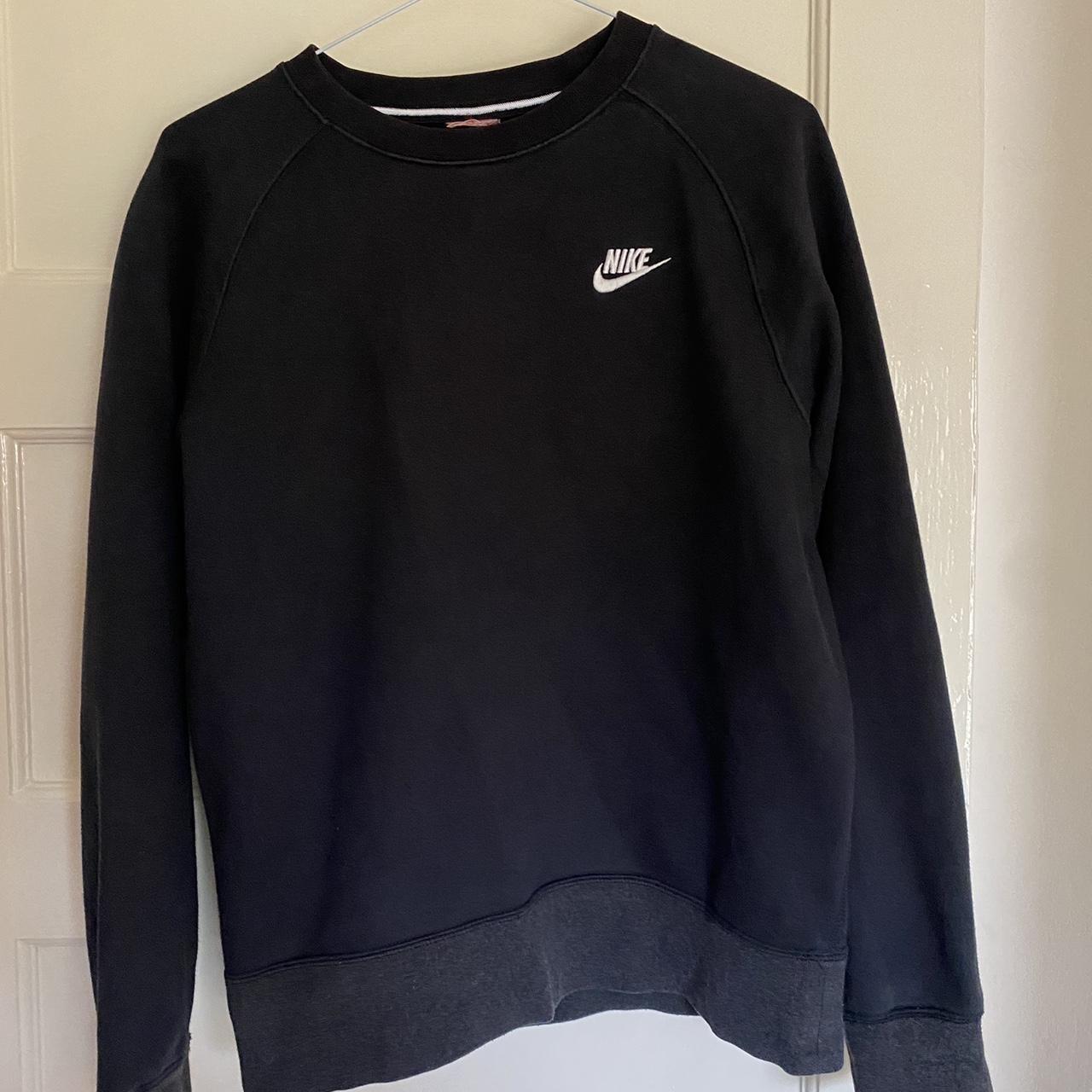 Nike Women's Black Sweatshirt | Depop