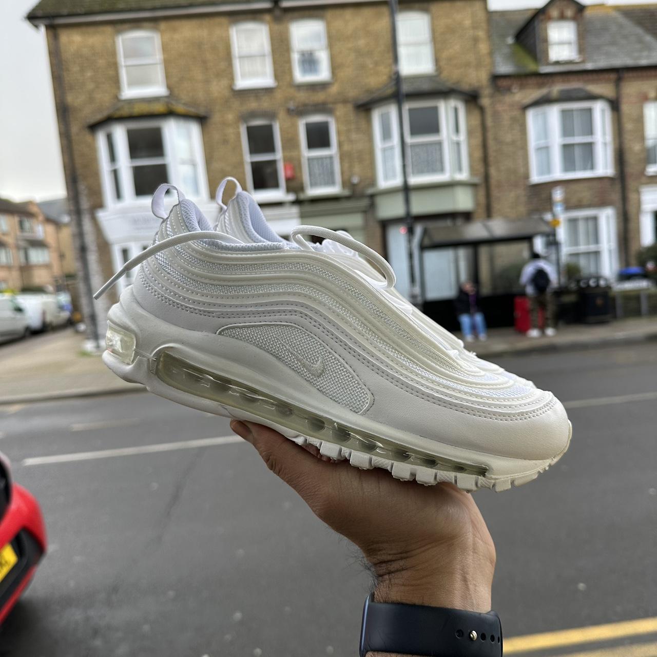 Air Max 97 White Nike Trainers Junior Size NIKE AIR MAX 97 TRIPLE