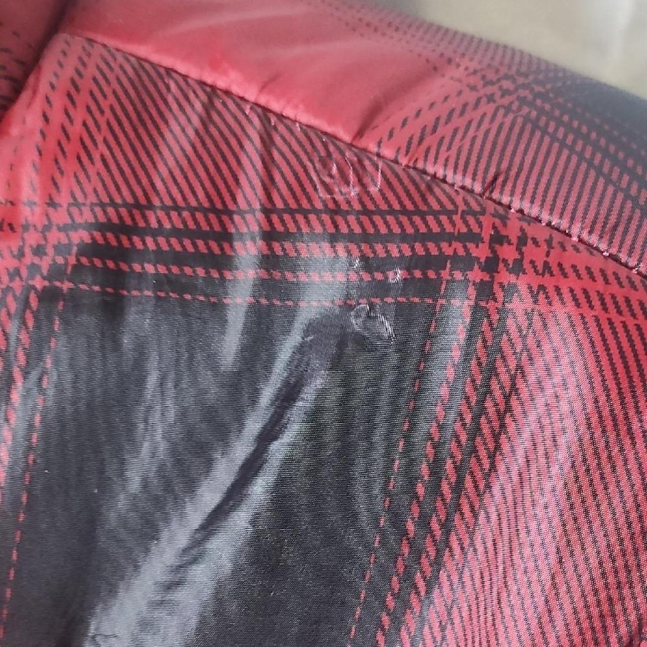 Universal Thread Women's Puffer Jacket - Red/Blac… - image 5