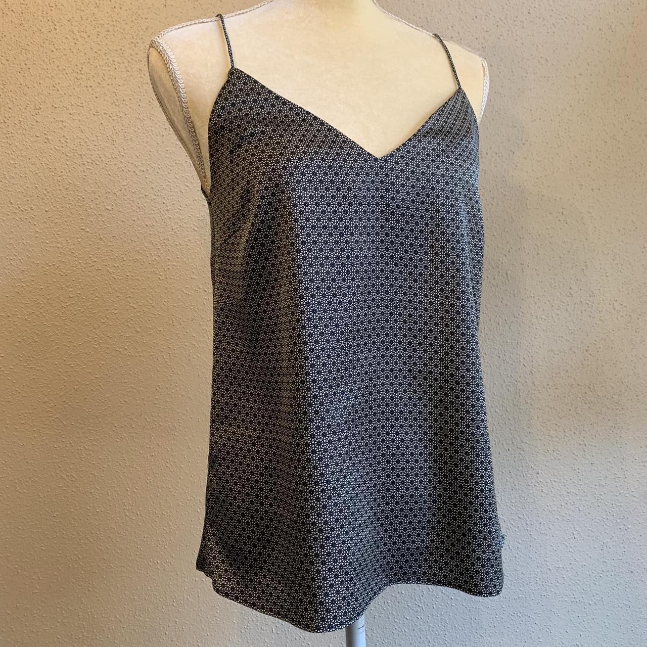 H&M Women's Navy and Grey Vest Depop