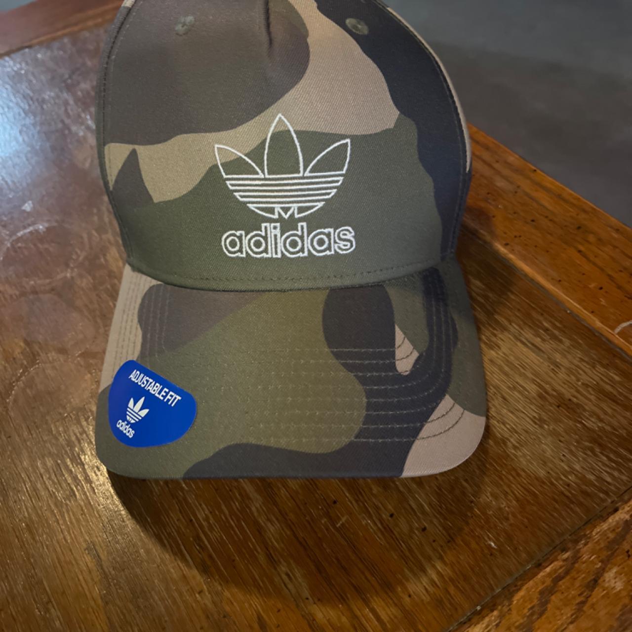 Mens Adidas camo SnapBack hat brand new never worn!!!