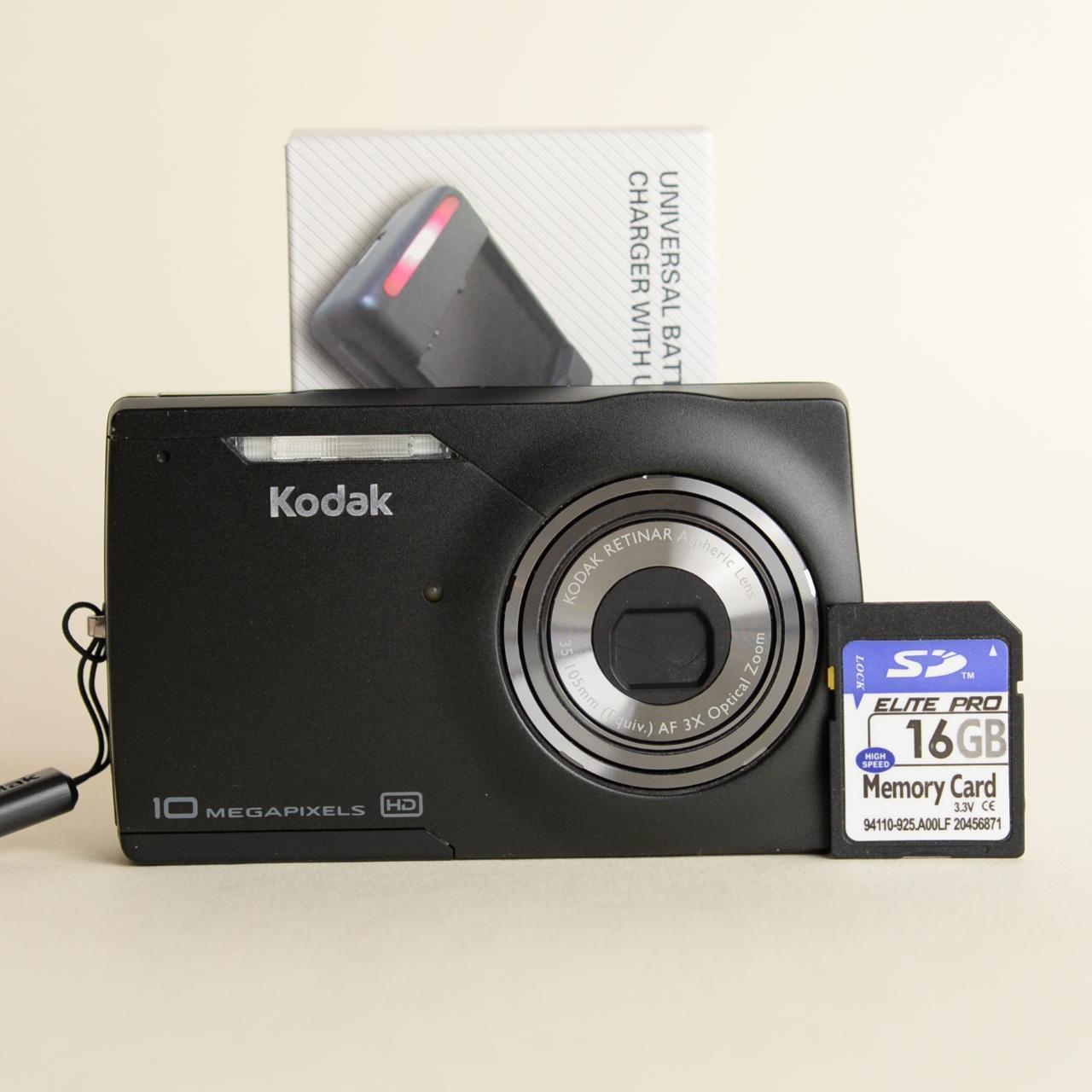 Kodak Easyshare M1093 IS 10MP Digital camera with... Depop